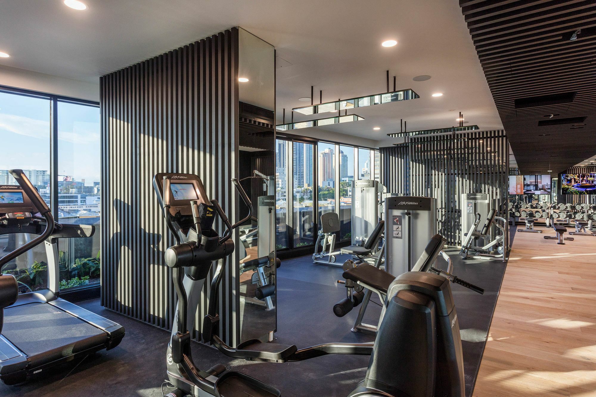 Aparthotel Fv By Peppers Brisbane Exteriér fotografie The gym at The River