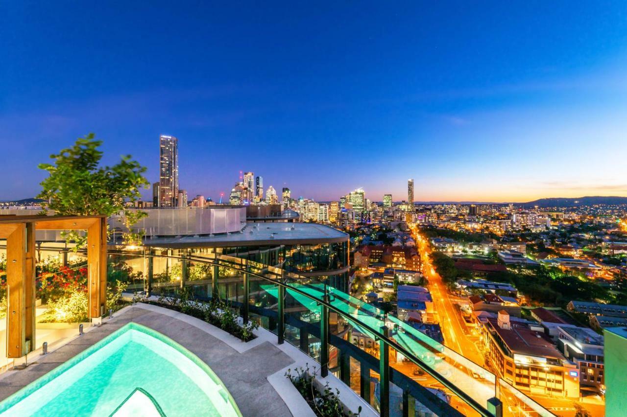 Aparthotel Fv By Peppers Brisbane Exteriér fotografie View from the rooftop pool