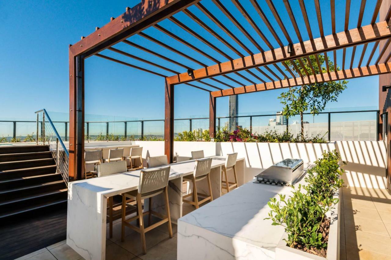 Aparthotel Fv By Peppers Brisbane Exteriér fotografie Rooftop terrace